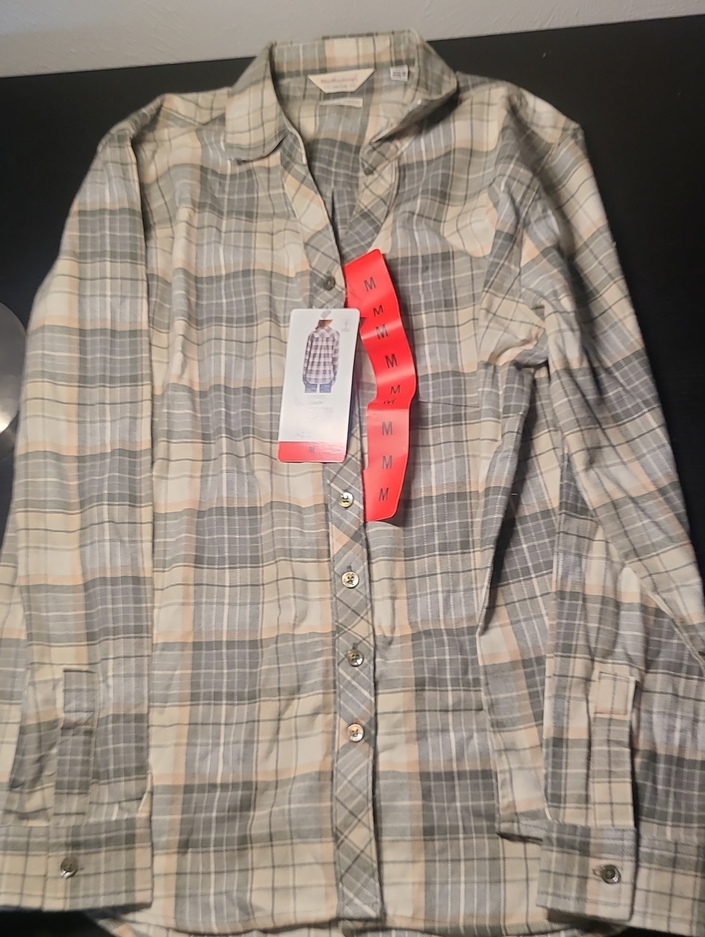 Women’s Plaid Button-Down Shirt in Gray and Cream